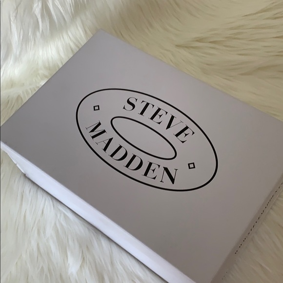 Steve Madden Gills Grey Suede Slip-on Sneaker Size 9.5 New in Box - Picture 13 of 13